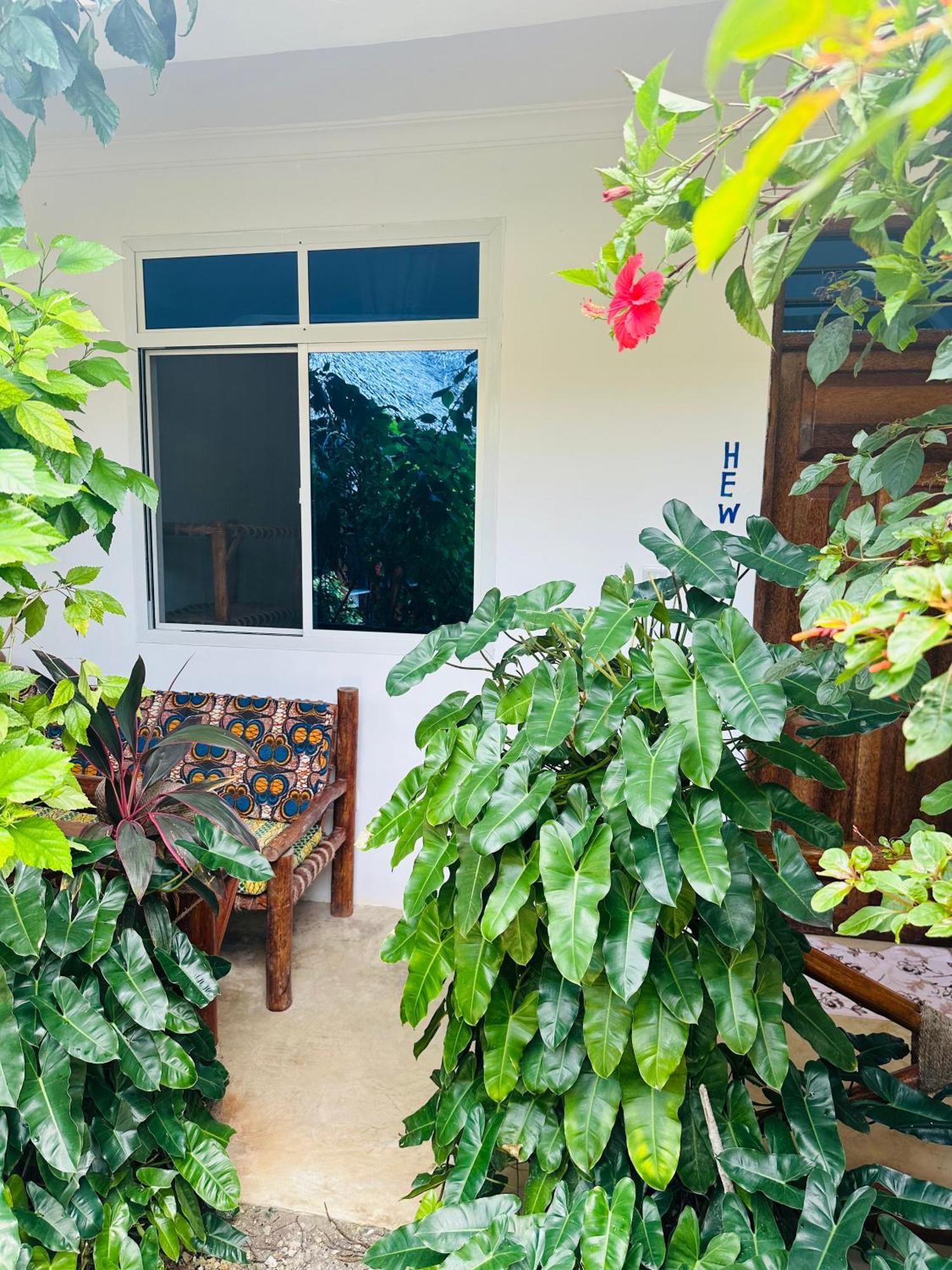 Lighthouse Guesthouse Nungwi Buitenkant foto